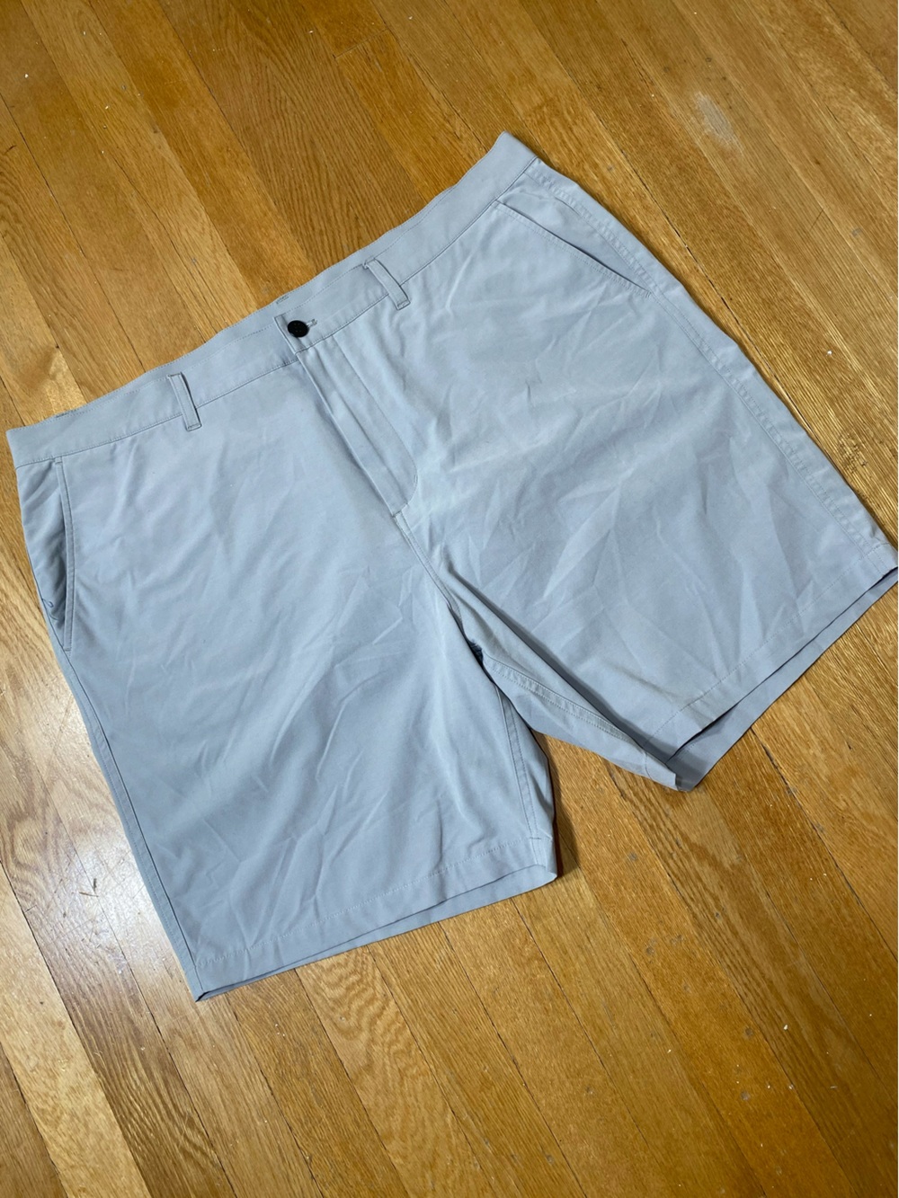 Free Fly Apparel Light Gray Men's Flat Front Shorts 38 (pen marks)